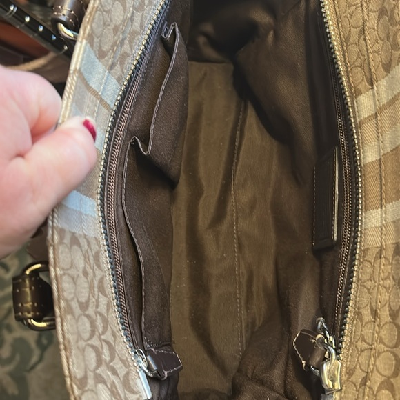 Coach Brown and Cream Elegant Tote Bag - Picture 8 of 10